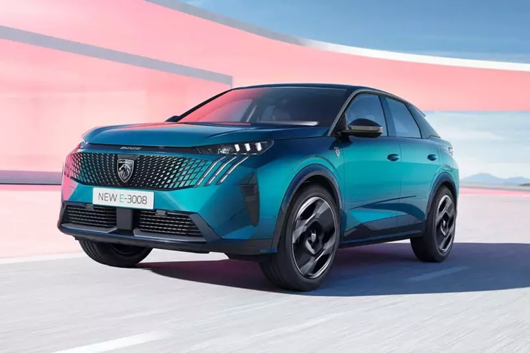 Mới đây, bà Natalie Knight, Giám đốc tài chính của tập đoàn Stellantis vốn sở hữu thương hiệu Peugeot, đã hé lộ thời điểm trình làng của 5008 thế hệ tiếp theo. Bà Knight cho biết Peugeot 5008 thế hệ mới sẽ chính thức trình làng vào tháng 8 năm sau.