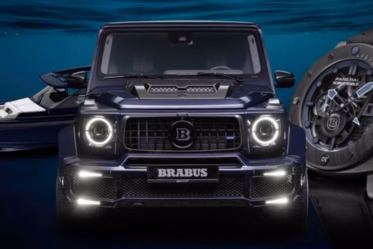 Mẫu Mercedes-AMG G63 độ Brabus 900 Deep Blue sở hữu ngoại thất mang đậm tính khí động học Brabus “Widestar”, các chi tiết được tinh chỉnh bao gồm: nắp capo với các khe lấy gió cỡ lớn, cản trước hầm hố với hốc gió được mở rộng, logo Brabus có khả năng phát sáng.