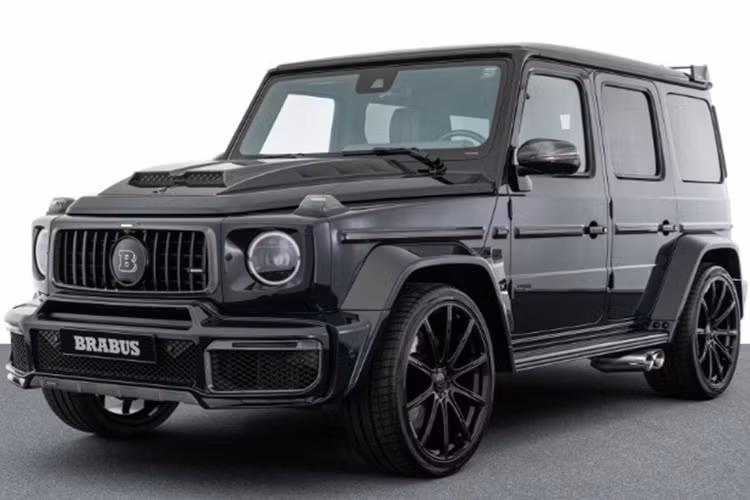 Ở gói độ này, Mercedes-AMG G63 hạng sang được nâng cấp toàn diện từ ngoại hình đến sức mạnh. Xe nổi bật với màu sơn xanh Deep Blue lấy cảm hứng từ đại dương.