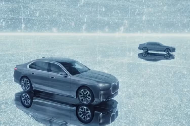 BMW i7 xDrive60 sở hữu công suất tổng cộng 536 mã lực và mô-men xoắn cực đại 745 Nm. Nhờ đó, xe có thể tăng tốc từ 0-100 km/h trong thời gian chỉ 4,7 giây và đạt vận tốc tối đa 240 km/h. Cụm pin lithium-ion có dung lượng 101,7 kWh giúp xe chạy được 625 km sau khi sạc đầy pin.