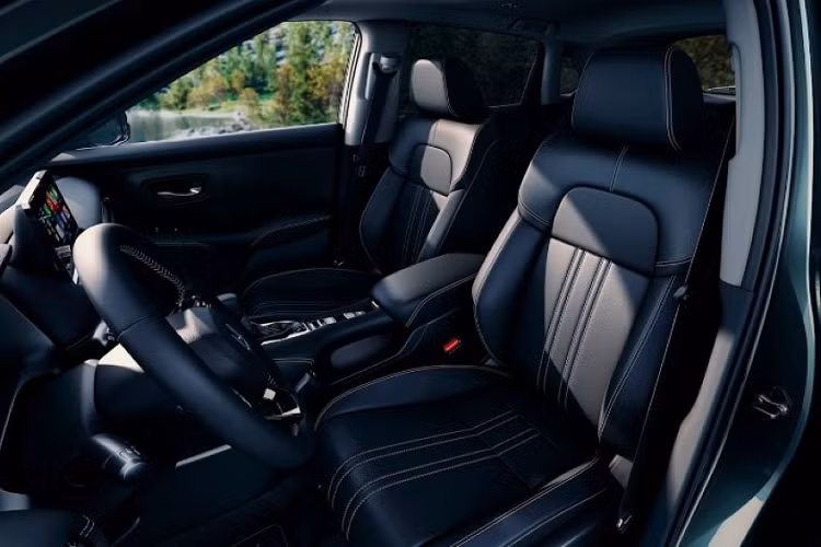 Honda HR-V 2024 chỉ được sản xuất dành riêng cho thị trường Bắc Mỹ. Nếu khách hàng Việt Nam muốn mua xe có thể đặt hàng thông qua các doanh nghiệp tư nhân.