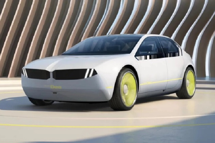 Theo xác nhận từ CEO BMW Oliver Zipse, khung gầm Neue Klasse trên BMW 3-Series mới có thể hỗ trợ cả 2 hệ thống truyền động chạy điện và xăng, nên cũng có khả năng hãng sử dụng khung gầm trên cho cả 2 phiên bản.