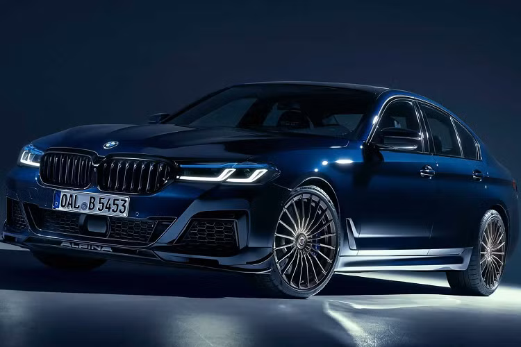 Tuy nhiên, hãng độ cũng sẽ cung cấp sáu màu đặc biệt: Arctic Race Blue, Petrol Mica, Verde British Racing, Chalk, Imola Red và Daytona Violet.