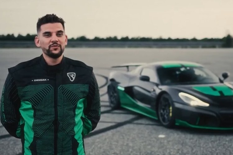 Ra mắt lần đầu tại triển lãm Geneva Motor Show 2018 với bản concept Rimac C-Two, những chiếc Nevera đầu tiên được bàn giao cho khách hàng kể từ tháng 8/2022. Rimac Nevera sản xuất giới hạn với số lượng 150 chiếc trên toàn cầu.