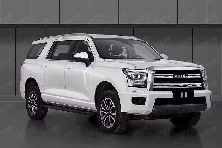 Lưới tản nhiệt của mẫu xe này đi kèm 2 nan nằm ngang, có thể sơn màu đen hoặc mạ crôm, và tích hợp logo của thương hiệu Haval. Nhìn chung, thiết kế đầu xe của Haval H5 2023 khá giống với những mẫu SUV bán tại thị trường Mỹ. Khác với King Kong Cannon, mẫu SUV cỡ lớn này được trang bị hốc bánh tròn trịa thay vì vuông vức.