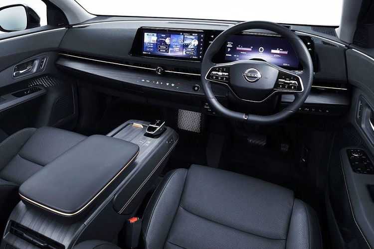 Động thái Dongfeng-Nissan giảm giá Nissan Ariya EV tại Trung Quốc diễn ra chỉ một tuần sau khi Toyota giảm giá cho bZ4X EV, ngoài ra, các nhà sản xuất ô tô khác cũng đã có động thái giảm giá cho các mẫu xe điện sau đợt giảm giá của Tesla hồi đầu tháng này.