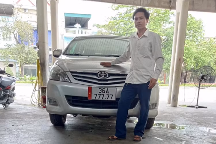 Dù sở hữu chiếc biển số 36A-777.77 tỉnh Thanh Hóa, nhưng chủ nhân chiếc xe lại sinh sống ở Đồng Nai. Về biển số xe 36A-777.77, đây là biển ngũ quý 7, và quan niệm của từng người sẽ khác nhau. Rõ ràng là trong các con số ngũ quý, 4 và 7 được nhiều người e dè vì ngoài sự đẹp mắt trùng số còn có các ý nghĩa không mấy tốt đẹp. Nhiều người cho rằng số 7 không được may mắn và còn mang hàm ý mất mát.