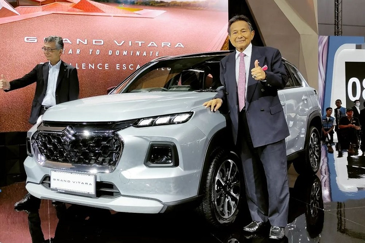 Tại triển lãm IIMS 2023 hiện đang diễn ra tại Indonesia, hãng Suzuki đã chính thức giới thiệu mẫu xe Grand Vitara thế hệ mới. Được biết, Suzuki Grand Vitara 2023 mới đã từng ra mắt ở thị trường Ấn Độ và Nam Phi vào năm ngoái.