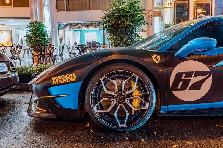 Từ đó, Ferrari 488 GTB bản độ này đạt được mức công suất ấn tượng lên đến 756 mã lực (tăng 95 mã lực) và mô-men xoắn cực đại 877 Nm (tăng 117 Nm), đồng thời rút ngắn thời gian tăng tốc từ 0-100 km/h xuống chỉ còn 2,8 giây (nhanh hơn 0,2 giây so với thông số của Ferrari).