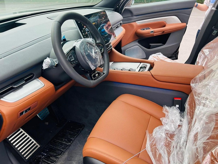 Ly do Vinfast VF9 su dung vo lang cua VF8, dai dien hang noi gi?-Hinh-2