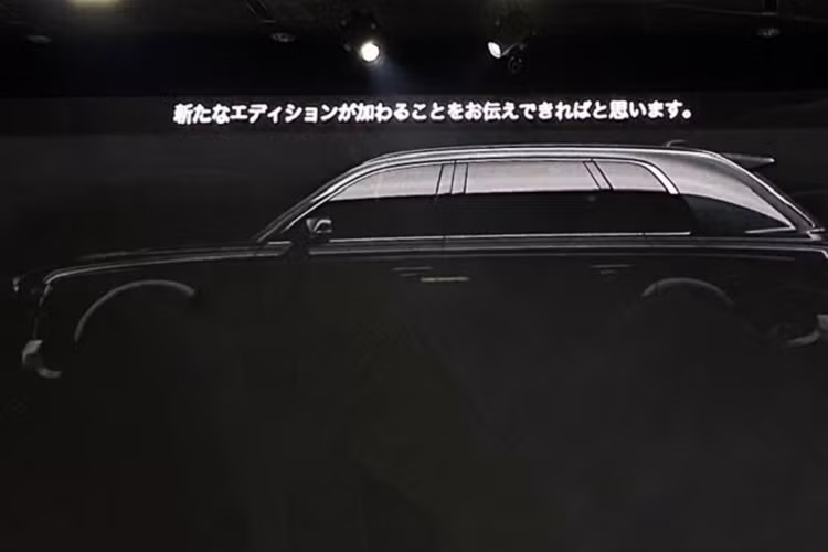 Theo tờ Bestcarweb, Toyota Century SUV 2024 mới có thể sẽ ra mắt và bán tại thị trường Nhật Bản vào tháng 12 năm nay. "Trái tim" của mẫu xe này được đồn là hệ truyền động hybrid, bao gồm máy xăng V6, dung tích 3.5L và 2 mô-tơ điện tương tự loại đang dùng cho Lexus LS 500h.