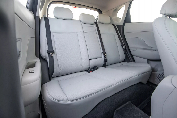 Cả hai phiên bản Limited và N Line sẽ trang bị động cơ xăng 1.6L tăng áp 4 xi lanh, cho công suất tối đa 190 mã lực và mô-men xoắn cực đại 265 Nm. Đi kèm hộp số tự động 8 cấp và tùy chọn dẫn động cầu trước hoặc 4 bánh toàn thời gian AWD. Đi kèm với hệ dẫn động AWD là hệ thống treo sau đa điểm, trong khi tùy chọn dẫn động FWD chỉ trang bị hệ thống treo sau dạng dầm xoắn.