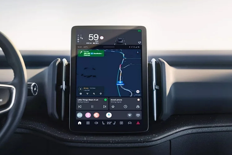 Phiên bản Ultra cao cấp nhất sẽ bổ sung nhiều công nghệ hơn như Pilot Assist thế hệ mới bao gồm Hỗ trợ chuyển làn LCA, camera 360 độ với giao diện 3D và Hỗ trợ đỗ xe tự động Park Pilot Assist.