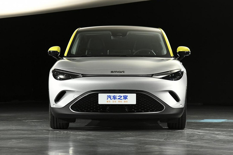 Vào năm 2019, Smart Automobile, một liên doanh giữa tập đoàn Mercedes-Benz và Geely Holding đã chính thức ra đời, đánh dấu cái bắt tay thế kỷ của 2 tập đoàn xe hàng đầu của Đức và Trung Quốc, trong đó, đứa con đầu tiên của họ cho ra đời là xe Smart chạy điện đã nhanh chóng gặp hái được thành công, chỉ tính riêng trong Quý I năm 2023, đã có 12.697 chiếc Smart #1 được bán ra tại thị trường tỷ dân này.