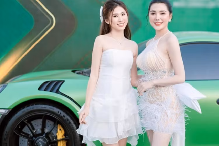 Nu dai gia Ca Mau tau Porsche 911 GT3 RS 991.1 hon 17 ty dong