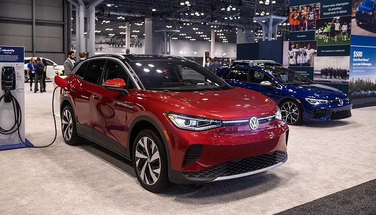 Cu 10 xe moi ban ra trong nam 2022 lai co 1 chiec oto dien