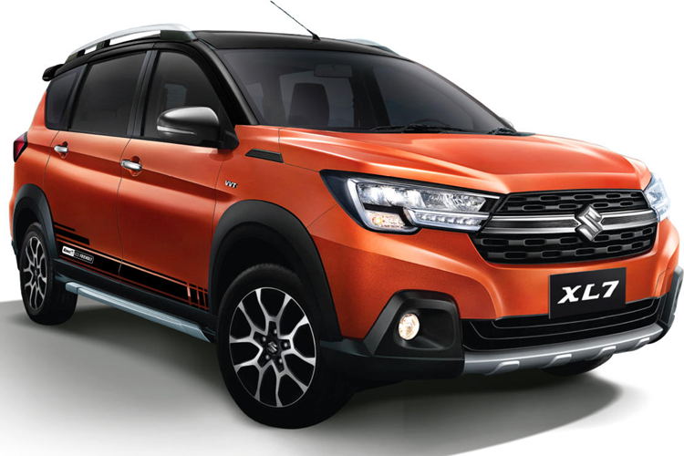 Mẫu xe Suzuki XL7 bản nâng cấp tại Việt Nam hiện cũng được nhận được ưu đãi tương tự cùng quà tặng là phiếu nhiên liệu và gói bảo hiểm vật chất, tương đương giá trị 47 triệu đồng.