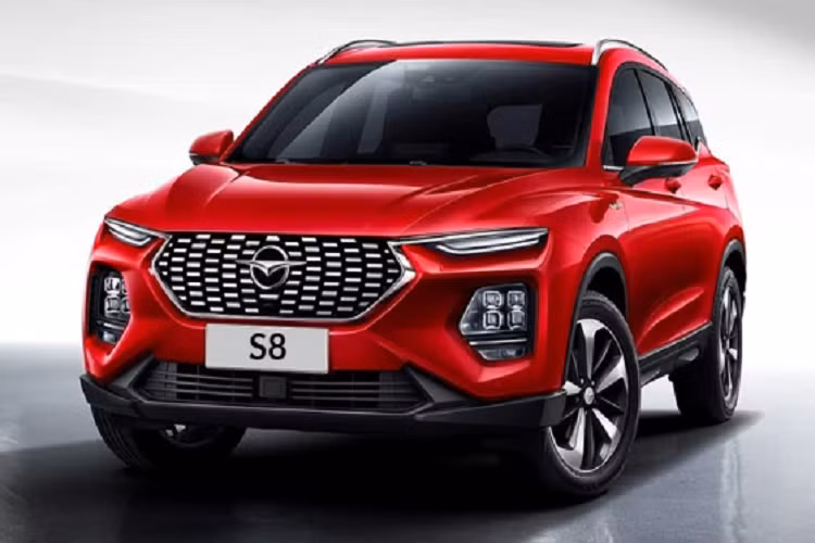 Sản phẩm thứ 3 mà hãng xe Trung Quốc muốn giới thiệu tại Việt Nam lần này là chiếc Haima S8 2023 mới. Xe thuộc phân khúc SUV cỡ C, được phân phối với 3 phiên bản: Elite, Luxury và Premium.