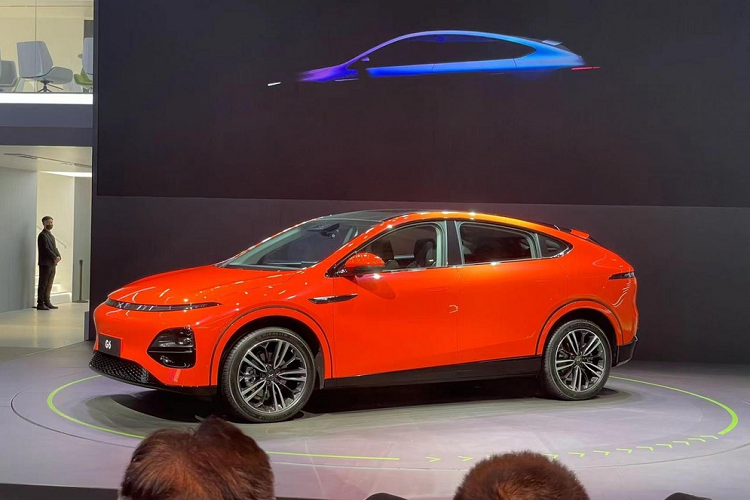 XPeng G6 sac 10 phut chay duoc 300 km, khoang 818 trieu dong-Hinh-2