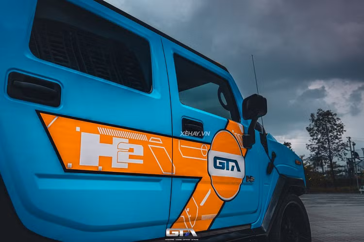 Về truyền động, Hummer H2 có 2 tuỳ chọn động cơ là V8 6.0L và V6 6.2L, nhưng hầu hết những chiếc Hummer H6 Player Edition trên thị trường xe cũ ở Mỹ đều dùng máy V8 6.0L mạnh 325 mã lực và mô-men xoắn 495 Nm, kết hợp hộp số tự động 4 cấp.