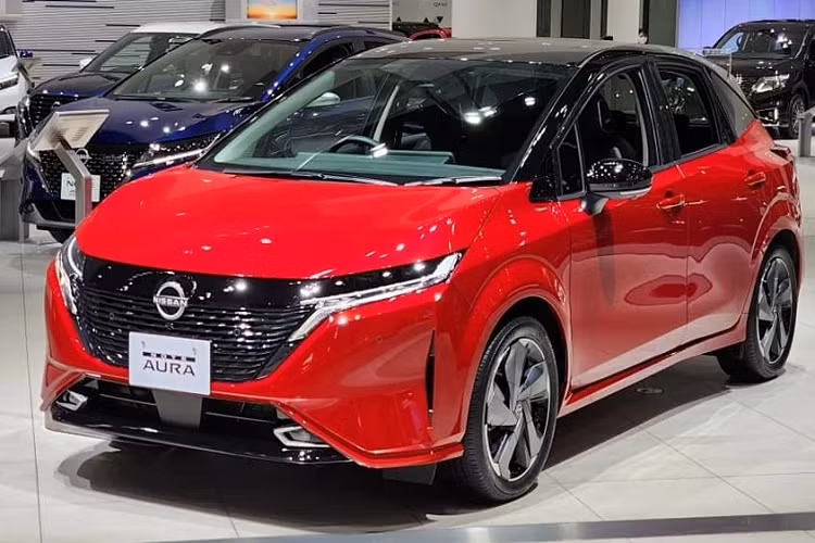  Nissan NOTE thế hệ thứ 3 rất được ưa chuộng tại Nhật Bản kể từ khi ra mắt vào cuối năm 2020. Mẫu xe này xuất sắc chiến thắng giải thưởng Xe của năm 2021-2022 tại Nhật Bản, đánh bại 2 đối thủ là Toyota GR86/Subaru BRZ và Honda Vezel (HR-V).