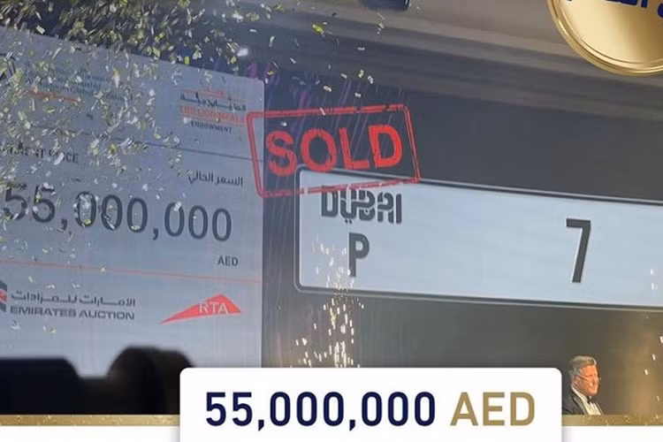 Tuy nhiên, nếu nhìn ở một khía cạnh khác của câu chuyện này thì chiếc biển số xe là một khoản đầu tư rất an toàn. Nó sẽ không mất giá theo thời gian và không có giá trị đối với những tên trộm. Và như chúng tôi đã nói, nó đi kèm với những “đặc quyền” mà ít có món đồ xa xỉ nào có thể làm được.