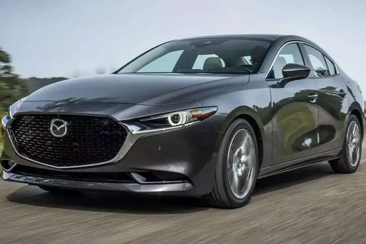  Mazda3 Trong nhiều năm qua, Mazda đã nổi tiếng là sản xuất những mẫu xe ôtô nồi đồng cối đá, chất lượng. Mazda3 là một trong số đó.