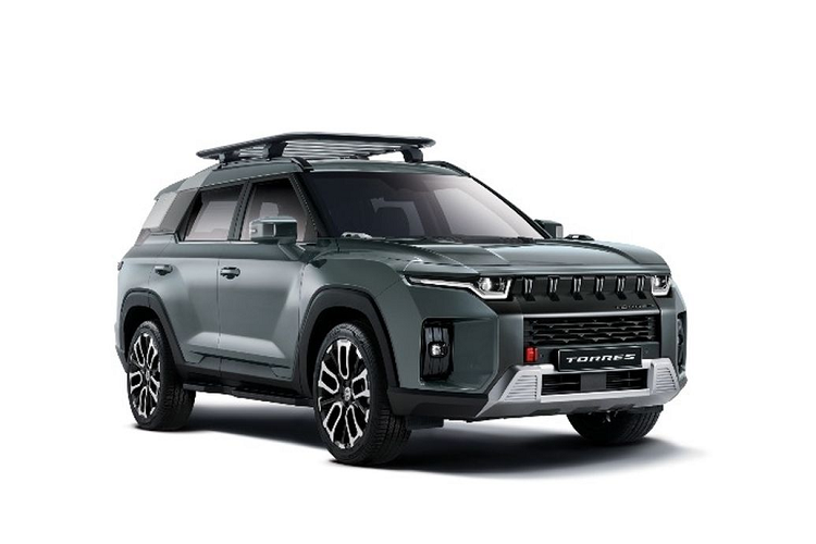 KG Mobility cho biết họ sẽ tập trung vào việc gia tăng xuất khẩu xe sang các thị trường mới nổi trong năm nay để đưa hoạt động kinh doanh của mình trở lại đúng hướng. Khoản lỗ ròng của tập đoàn đã giảm xuống còn 60,1 tỷ won vào năm ngoái từ mức 266 tỷ won của năm 2021.