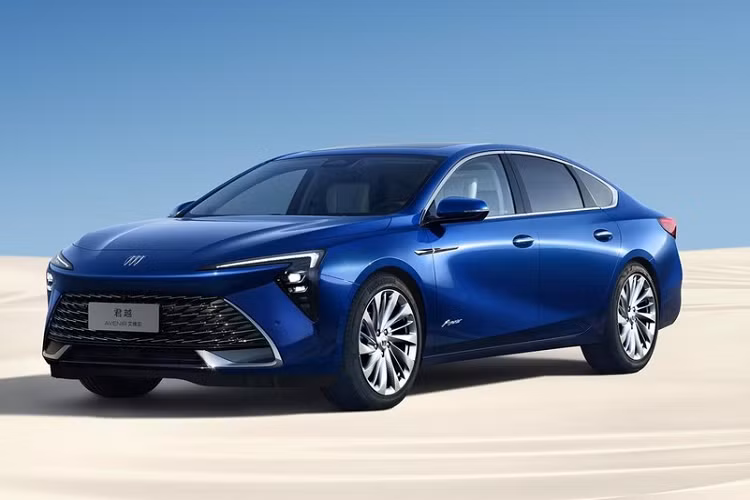 Gần đây, những hình ảnh chính thức của Buick LaCrosse 2024 mới đã chính thức được tung ra, điều này cho thấy rằng rất có thể chiếc xe mới sẽ sớm được tung ra thị trường Trung Quốc ngay trong Quý II này, hoặc chậm nhất là đầu Quý III. Sự xuất hiện của Buick LaCrosse thế hệ mới chắc chắn sẽ khiến cho thị trường sedan cỡ trung hạng sang của nước này thêm phần náo nhiệt, với đại diện đến từ Mỹ tham chiến.