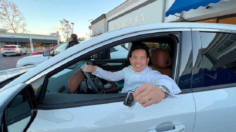 Khach My noi gi sau mot tuan trai nghiem VinFast VF8 “made in Vietnam