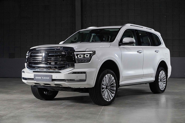 Tại Thailand International Motor Expo diễn ra vào cuối năm 2021, GWM Tank 500 của Trung Quốc đã lần đầu tiên được trưng bày tại Thái Lan. Tuy nhiên, phải đến đầu năm nay, mẫu SUV này mới chuẩn bị được bán ra ở Thái Lan. Trước thời điểm đó, hãng Great Wall Motor (GWM hay Trường Thành) đã tổ chức sự kiện giới thiệu Tank 500 ở thị trường này.