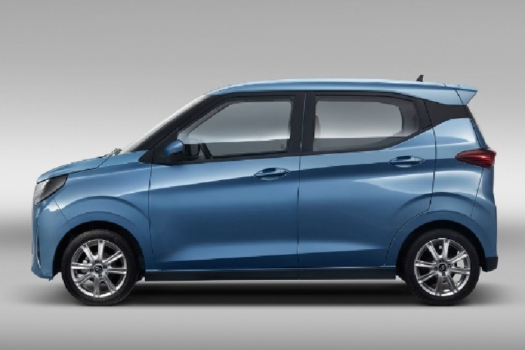 Weiao Boma được giới thiệu lần đầu tiên tại thị trường quê nhà vào hồi tháng 2 năm nay. Mãi đến nay, mẫu xe Weiao Boma chạy điện của Trung Quốc mới được mở bán chính thức với mức giá 39.900 NDT (tương đương 131,3 triệu đồng).