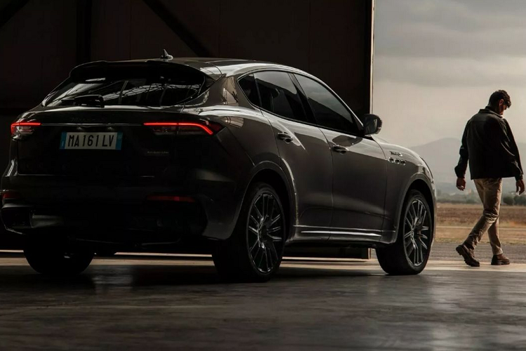 Autocar cũng cho biết, Maserati Levante Folgore 2024 mới sẽ được phát triển trên bản hiệu chỉnh của nền tảng khung gầm Giorgio đến từ thương hiệu Alfa Romeo. Nền tảng này hiện đang được sử dụng trên chiếc SUV cỡ nhỏ Grecale và chiếc xe thể thao, GranTurismo. Mặc dù các thông tin về thông số kỹ thuật vẫn chưa được tiết lộ.