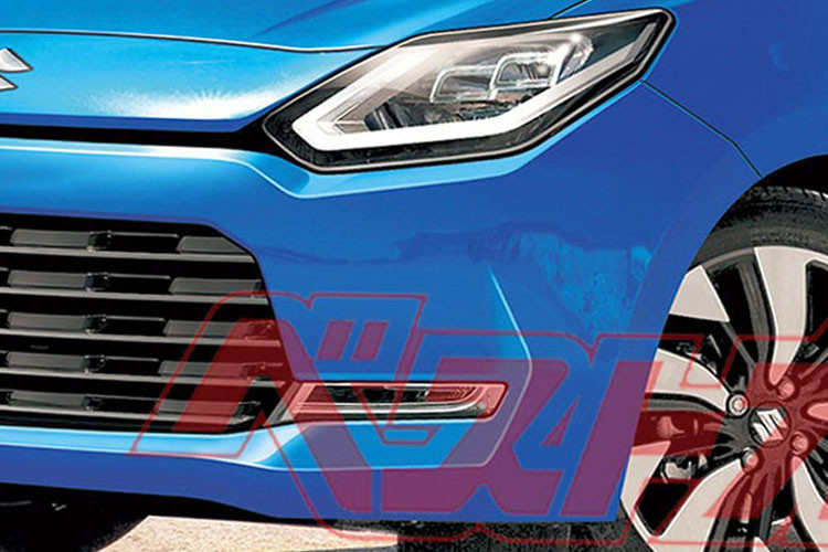 Cụ thể, Suzuki Swift 2024 được trang bị lưới tản nhiệt mới, sơn màu đen bóng và bao quanh bằng viền dày dặn. Logo của hãng Suzuki không còn nằm bên trong lưới tản nhiệt mà đưa lên trên, sát với nắp ca-pô hơn. Nắp ca-pô của xe được thiết kế dạng vỏ sò theo phong cách SUV.