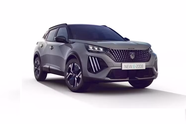 Tuy nhiên, hiệu suất vận hành kém khiến mẫu xe này đã rơi khỏi danh sách 10 xe bán chạy nhất tại Châu Âu năm 2022. Và để cải thiện tình hình, hãng xe Pháp đã tiến hành bổ sung những nâng cấp quan trọng, giúp Peugeot 2008 2023 mới cải thiện đáng kể vận hành.