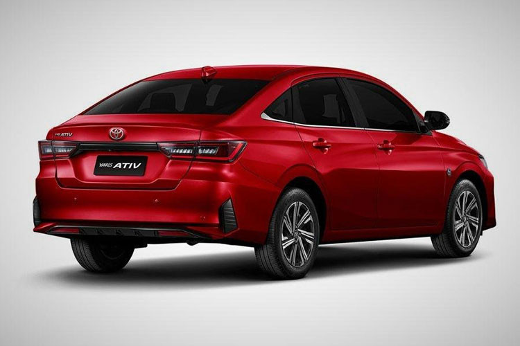 Trong nửa đầu năm nay, Toyota đã bán tổng cộng 28.319 chiếc Vios cho khách hàng Thái Lan, đứng thứ 3 toàn thị trường, chỉ sau Isuzu D-Max và Toyota Hilux. Trong khi đó, đối thủ cạnh tranh trực tiếp của Toyota Vios là Honda City đứng thứ 10 toàn thị trường với doanh số cộng dồn 9.513 xe.
