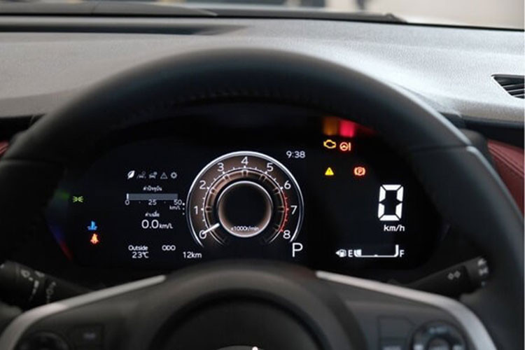 Như vậy có thể Toyota Vios GR Sport 2024 sẽ được lắp máy xăng 2NR-VEX dung tích 1.5L có công suất 90 mã lực, 121 Nm kết hợp cùng mô-tơ điện mạnh 79 mã lực và 141 Nm đi kèm cụm pin lithium-ion, hộp số biến thiên vô cấp E-CVT cùng hệ dẫn động cầu trước.