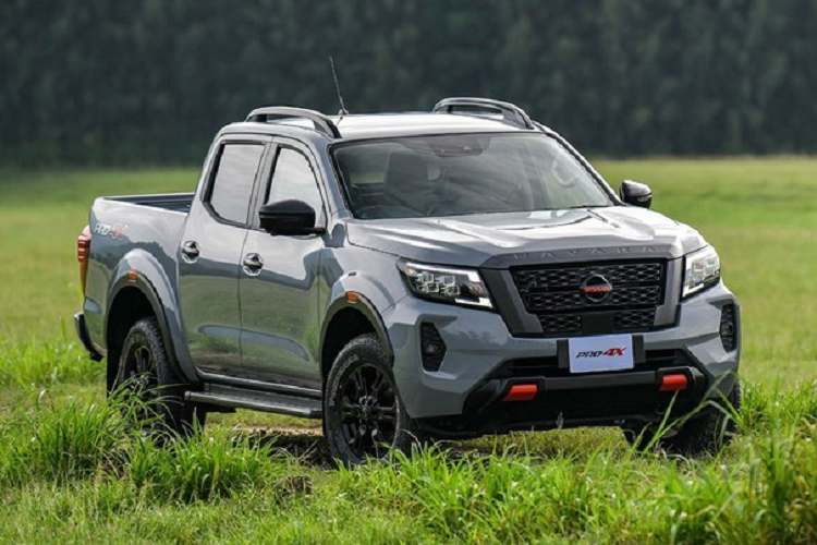 Mới đây, Nissan Trịnh Châu đã chính thức công bố ra mắt Ruiqi 6 2023 với giá rất hấp dẫn chỉ từ 91.800 nhân dân tệ đến 156.800 nhân dân tệ (tương đương 313 triệu đồng cho đến 535 triệu đồng). Mức giá xe Ruiqi 6 2023 phụ thuộc khách hàng Trung Quốc sẽ chọn lựa bản nào.