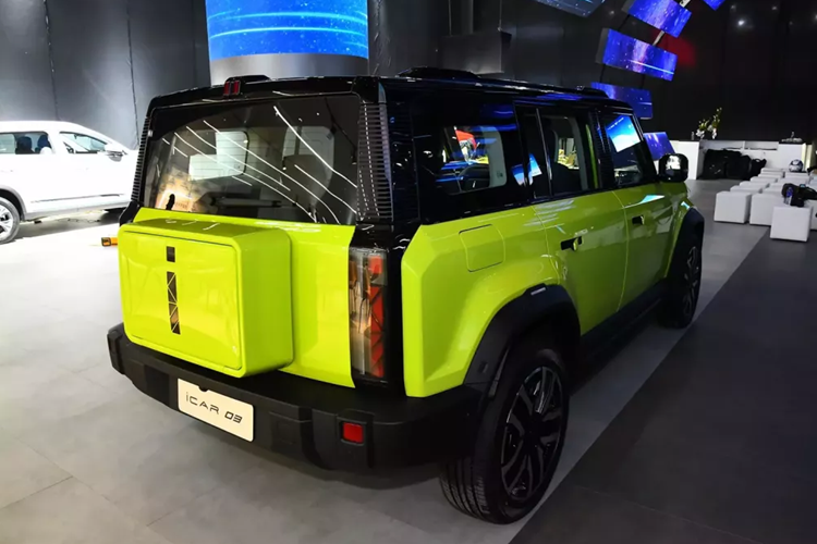 Mẫu xe này có hai phiên bản dẫn động hai bánh và bốn bánh, phiên bản dẫn động hai cầu trang bị động cơ đơn với công suất tối đa 135 kW (184 mã lực), ngoài ra xe sẽ được trang bị hệ thống lái thông minh L2+.