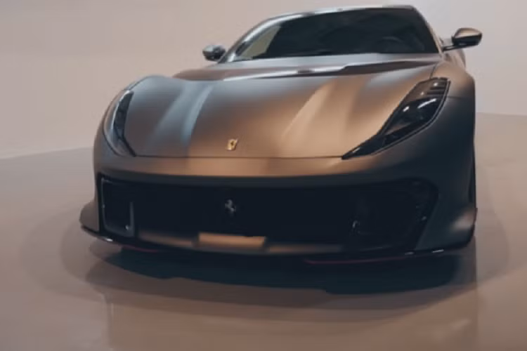 Chỉ có Ferrari 458 Speciale đang nằm trong garage xe của ông Đặng Lê Nguyên Vũ được 1 số trang tin cho rằng chỉ sản xuất 3.000 xe, nhưng đây có thể là số lượng xe được bán ra toàn cầu, không phải chủ ý phiên bản giới hạn của hãng thông báo.