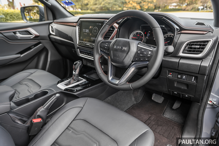 Tại Việt Nam, năm 2023 dự kiến sẽ có đến 18.000 chiếc ô tô điện được bán ra và sẽ tiếp tục tăng mạnh trong năm sau.