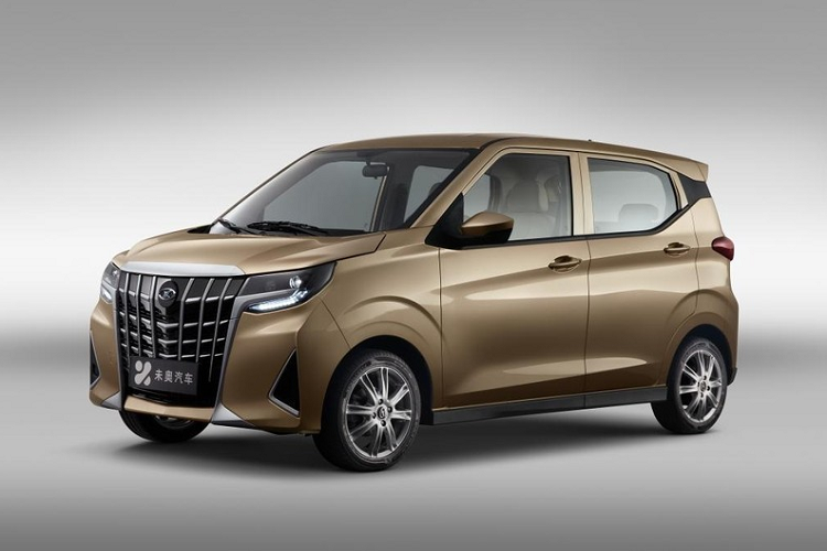 Sau sự thành công của Wuling Hongguang Mini EV, phân khúc ôtô điện đô thị cỡ nhỏ tại thị trường Trung Quốc đã tăng trưởng như vũ bão trong vài năm trở lại đây. Không chịu thua kém các đối thủ, hãng xe Honri có trụ sở tại thành phố Thanh Đảo, tỉnh Sơn Đông, Trung Quốc, đã thành lập công ty con Weiao Automobile để sản xuất xe điện đô thị cỡ nhỏ. Mẫu xe đầu tiên là Weiao Boma 2023 mới.