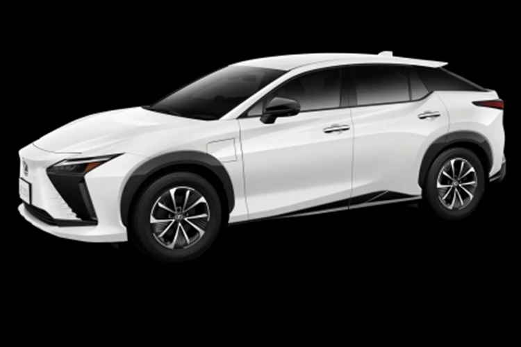 Trong thời gian tới, Lexus RZ sẽ được giới thiệu tại 9 quốc gia và khu vực mới, bao gồm cả Trung và Nam Mỹ. Nỗ lực này cũng như việc giới thiệu RZ bản giá rẻ sẽ giúp thương hiệu hạng sang này đẩy nhanh quá trình điện hóa sản phẩm.