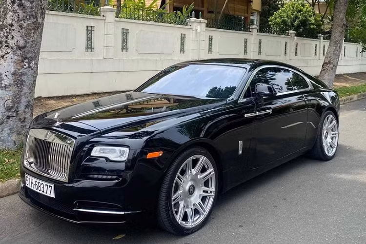 Được biết, chiếc Rolls-Royce Wraith Series II siêu sang đã ở trong garage xe của Cường Đô la được gần 3 năm, việc bán chiếc xe này nhiều khả năng là để dọn chỗ trống trong garage, chờ ngày chiếc xe thể thao giới hạn Porsche 911 Sport Classic 2023 được bàn giao cho anh.