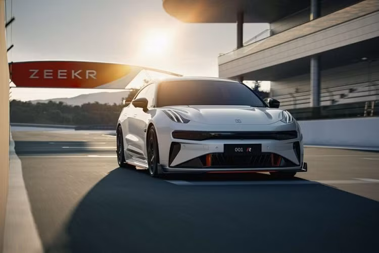 Kết quả khảo sát được tổng hợp dựa trên câu trả lời của 5.059 chủ sở hữu đã mua xe NEV trong khoảng thời gian từ tháng 4 năm 2022 đến tháng 3 năm 2023. Nghiên cứu bao gồm 49 thương hiệu và được thực hiện vào tháng 4 đến tháng 5/2023 tại 81 thành phố lớn trên khắp Trung Quốc.