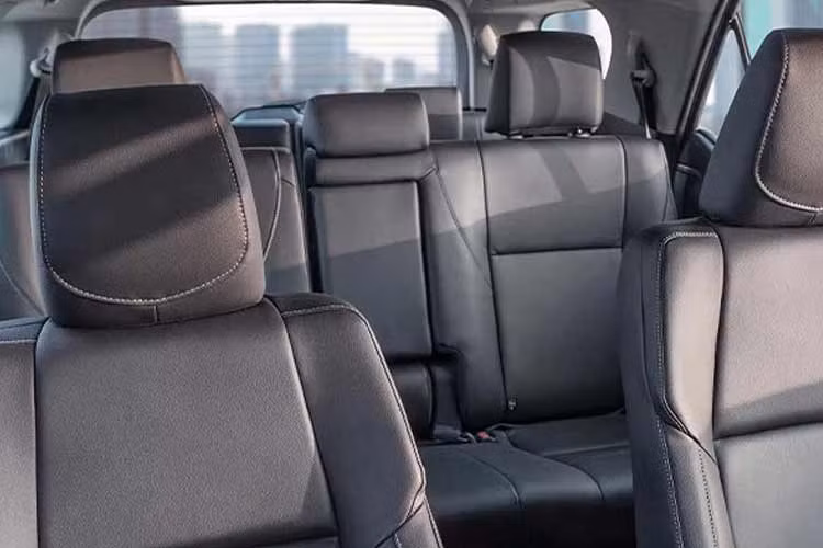 Khoang cabin dự kiến sẽ có thêm nhiều tiện ích cao cấp như: màn hình thông tin giải trí cảm ứng lớn hơn, các tùy chọn kết nối mới và công nghệ an toàn được cải tiến.