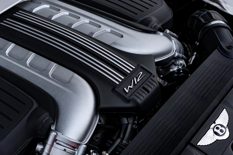 Ngoài phiên bản "đỉnh cao" dành cho 18 chiếc Batur, những phiên bản khác của động cơ W12 6.0 lít vẫn đang hiện diện trong những chiếc Continental GT, Flying Spur hay Bentayga với mức công suất 650 mã lực. Hiện nay Bentley đang duy trì đội ngũ nhân viên 30 người cho dây chuyền lắp ráp W12 và đến tháng 4/2024 sẽ phân bổ lại những người này đến các vị trí khác.