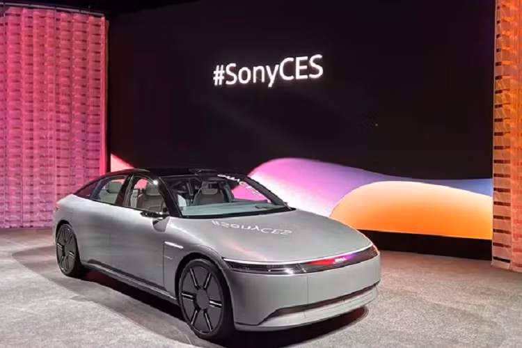 Điều này cho thấy khả năng sẽ nằm trên Honda EV nhưng chưa biết vị trí của Afeela với Acura thế nào trong chuỗi sản phẩm của Honda. Chúng ta cần phải chờ điều này khi mẫu xe đầu tiên ra mắt vào cuối năm 2026.