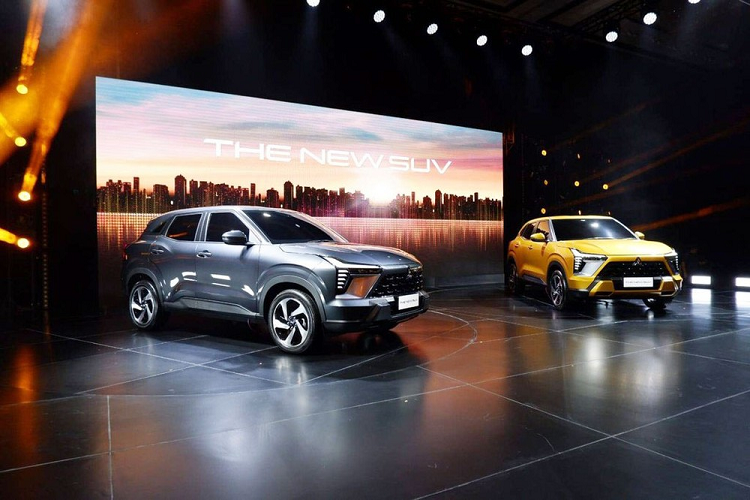 Theo đó, mẫu SUV cỡ B này ở thị trường Indonesia sẽ có 2 phiên bản là Exceed 1.5L 4x2 AT và Ultimate 1.5L 4x2 AT. Bên cạnh đó, trang web còn hé lộ giá bán của 2 phiên bản này. Cụ thể, giá xe Mitsubishi XFC bản Exceed 1.5L 4x2 AT là 265 triệu Rupiah (khoảng 418 triệu đồng), bản Ultimate 1.5L 4x2 AT là 279 triệu Rupiah (441 triệu đồng).