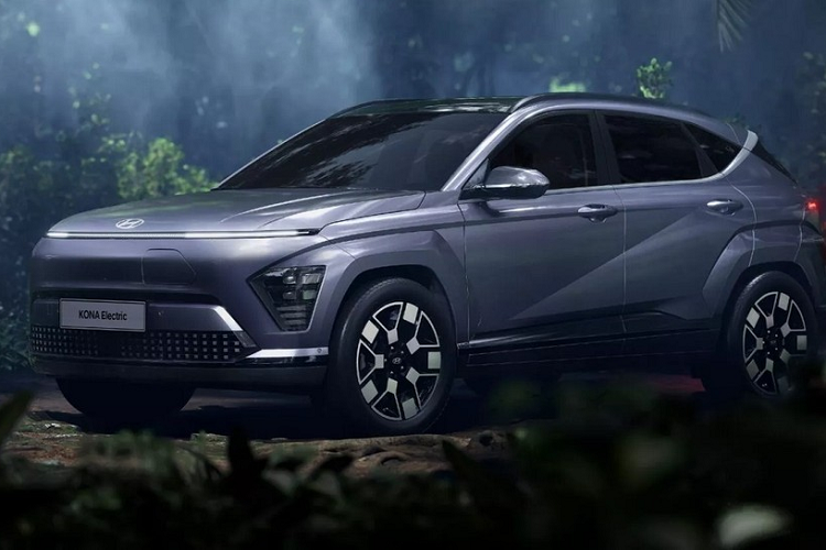 Cụm pin này cho phép Kia Niro EV đạt phạm vi di chuyển 407 km sau khi sạc đầy. Dự kiến, giá xe Hyundai Kona Electric 2024 sẽ chính thức được công bố vào tháng 3 này.